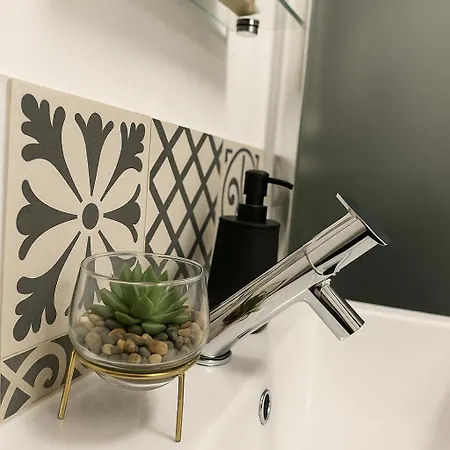 Apartamento Golden House - Gare & Centre *